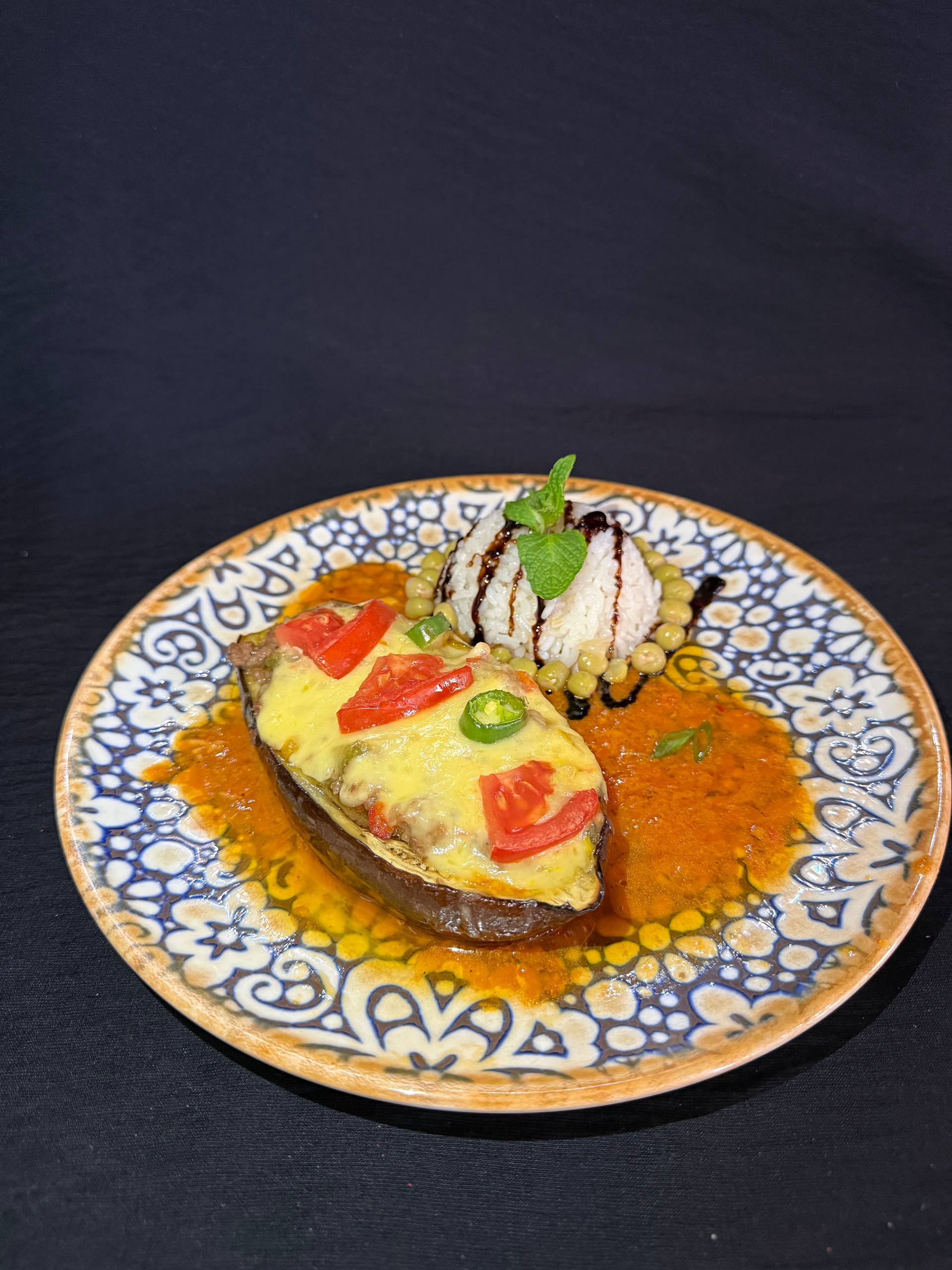 Baqlajon va Yanchilgan mol Goshti